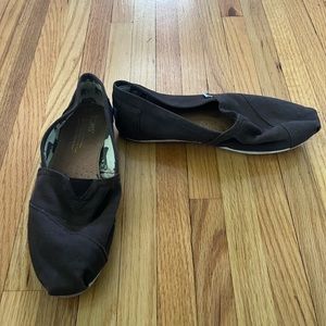 Toms shoes